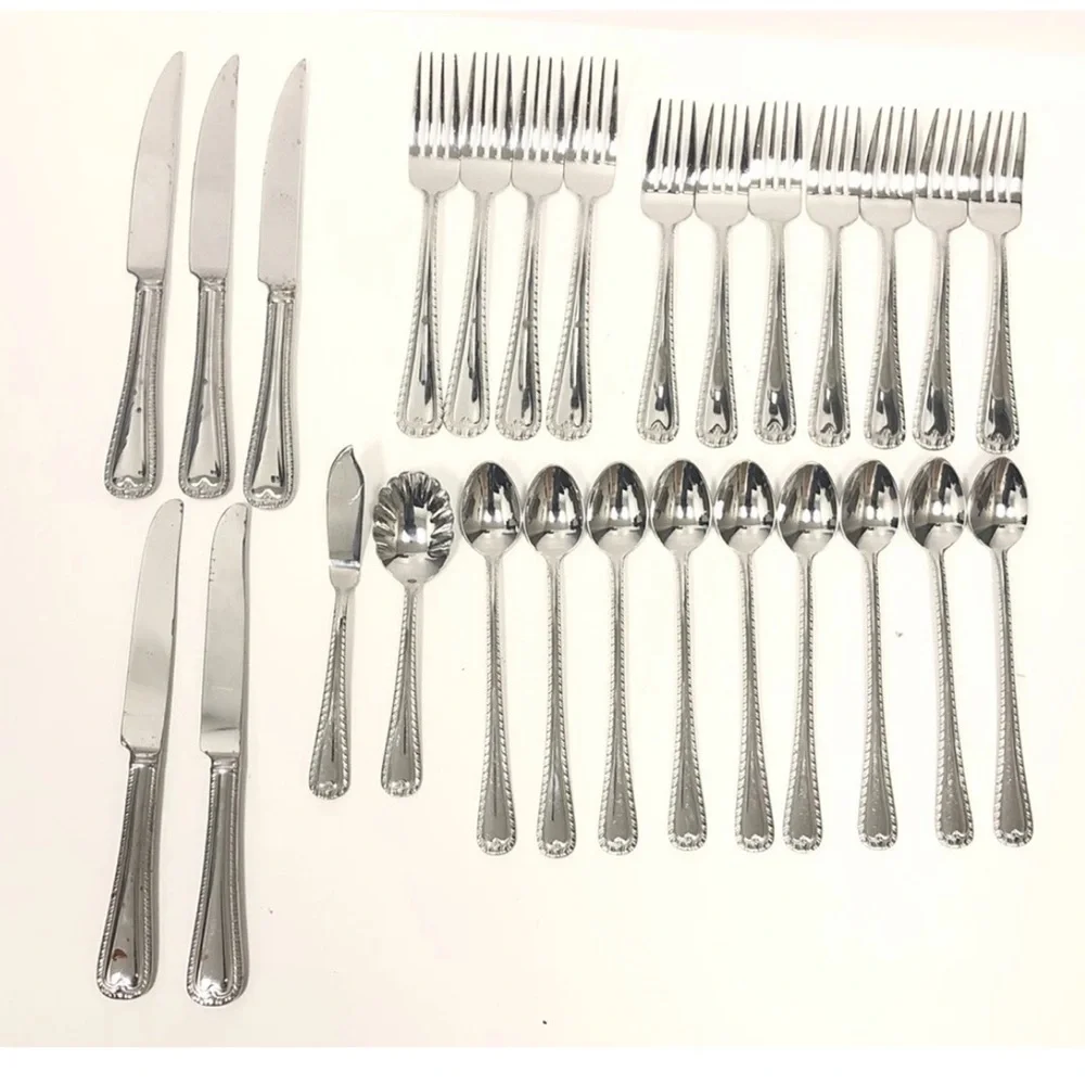 Reed & Barton WAKEFIELD Stainless 18/10 Glossy Silverware Flatware Lot Of 27